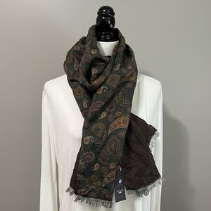 Hörst Double Sided Paisley Pattern Wrap Around Scarf
